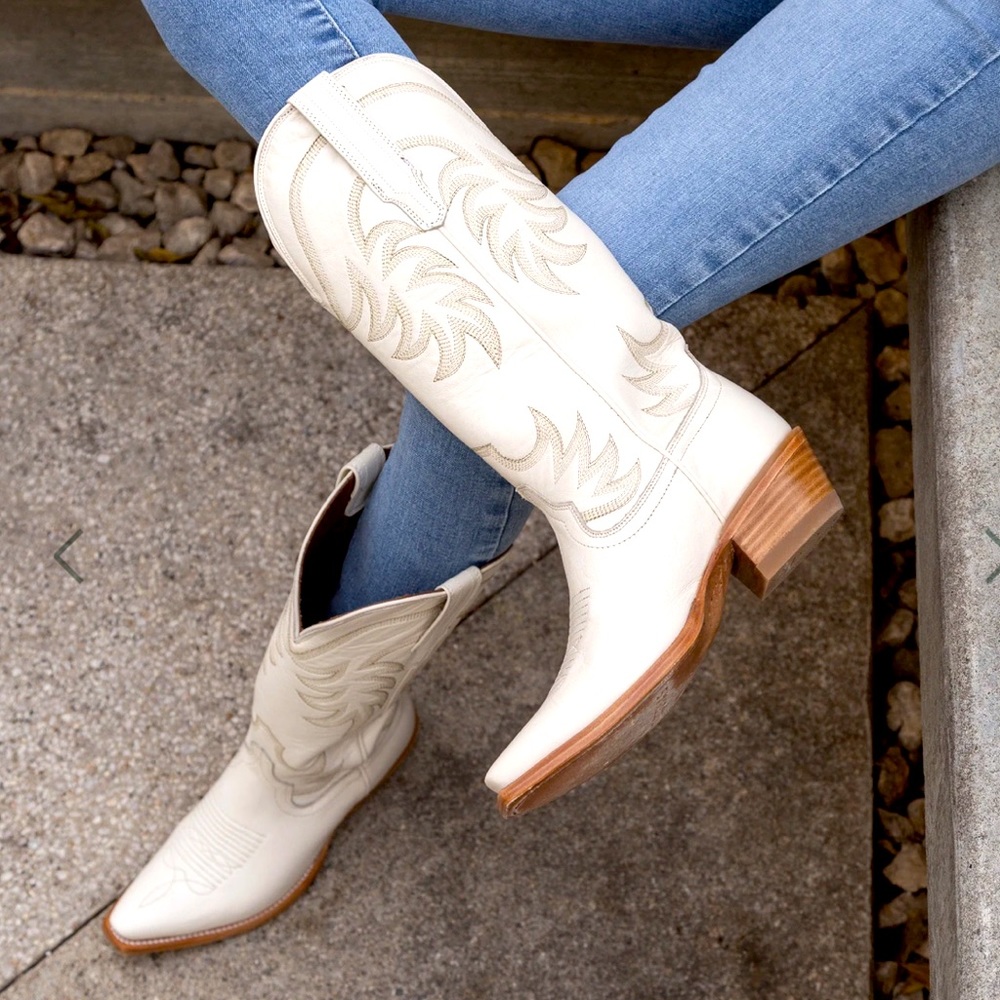 Tecova Boots. The Annie. Bone. 6.5.
